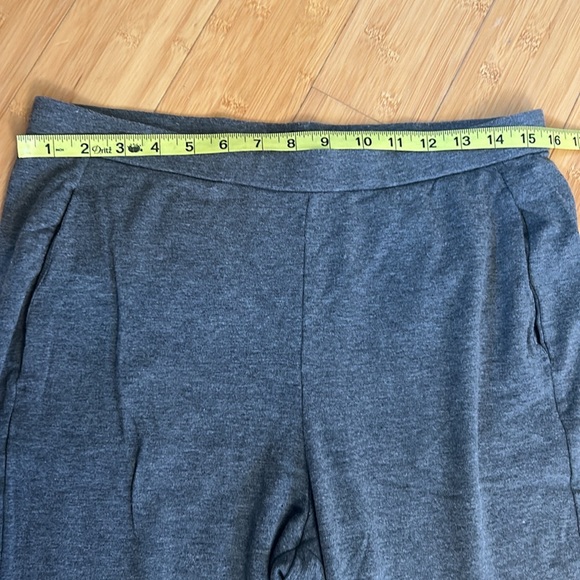 Eileen Fisher Gray Tencel Comfy Pants size Women’s Medium - Picture 4 of 6